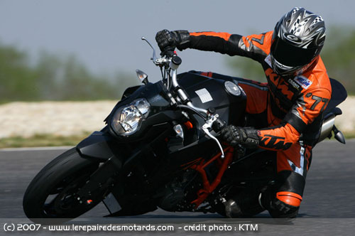 Christian Haquin sur KTM 990