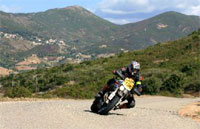 Dark Dog Moto Tour en Corse