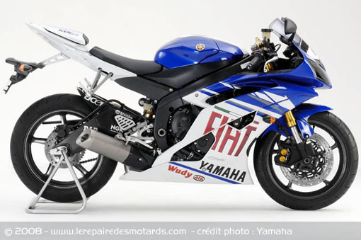Kit replica MotoGP Yamaha Fiat Team YZF R1