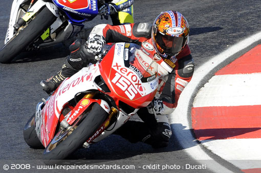 Team DUcati Xerox en superstock