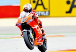 MotoGP Aragon : Victoire de Stoner (c) photo : MotoGP