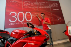 WSBK : Checa célèbre la 300ème victoire de Ducati