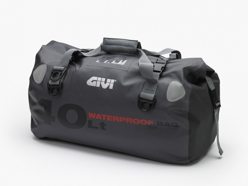 http://www.lerepairedesmotards.com/img/actu/2011/conso/sacs-waterproof-givi-tw01_hd.jpg