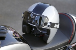 Les casques Grand Prix Classic Helmets chez Custom Legend