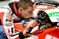 MotoGP   Bradl attaque  nouveau