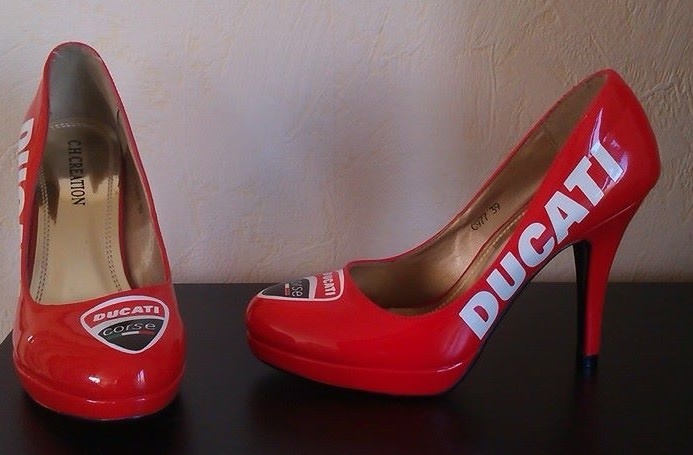 Escarpins Ducati (c) AAdesign