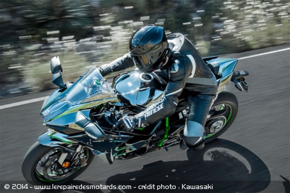 Sportive Kawasaki Ninja H2