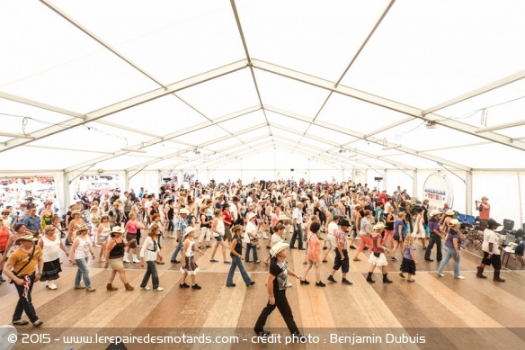 Cours collectif de danse country