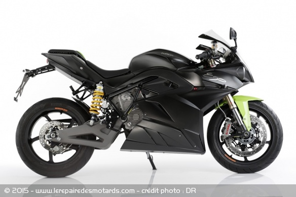 Motos électriques Energica modèle Ego noire