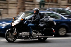 Moto Taxi : une formation obligatoire, mais inexistante - Crédit photo : S de Santi
