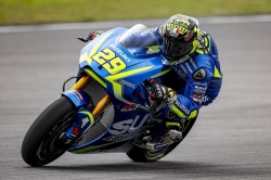 MotoGP : Iannone en tête du test de Sepang - crédit photo : Suzuki