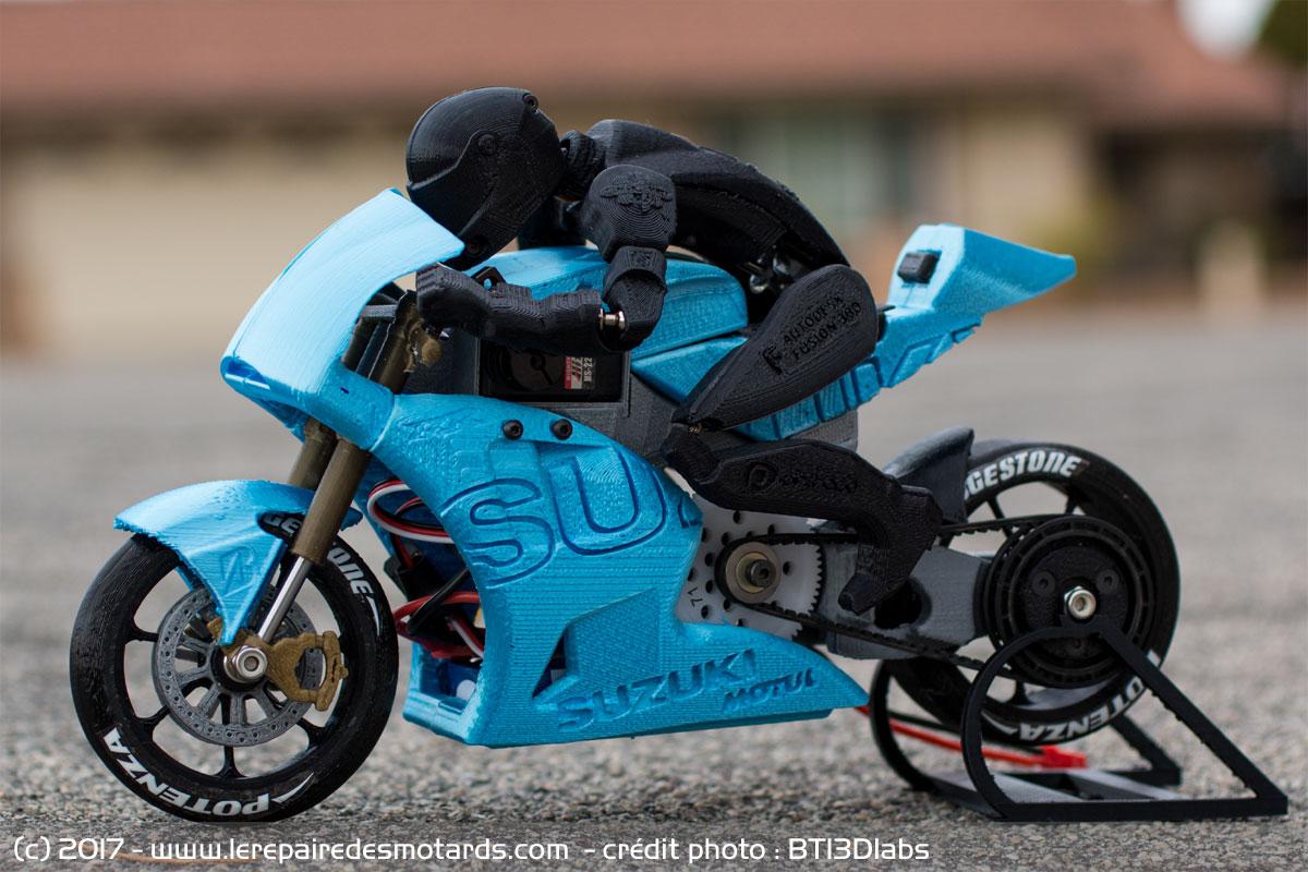 Des motos radiocommandées imprimées en 3D