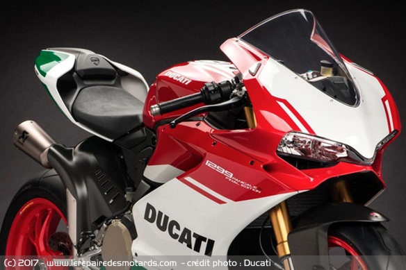 Ducati 1299 Panigale R Final Edition de coté