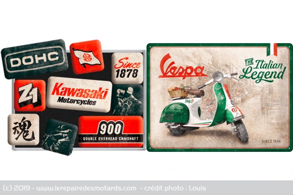 Magnets Kawasaki et plaque Vespa