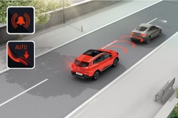 Vers une généralisation du freinage automatique d'urgence - Crédit photo : Renault