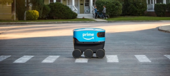 Livraisons automatisées par robot autonome avec Amazon Scout