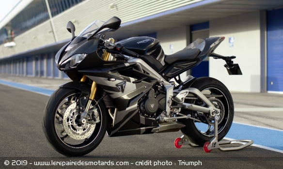 Nouveauté moto : la Triumph Daytona 765