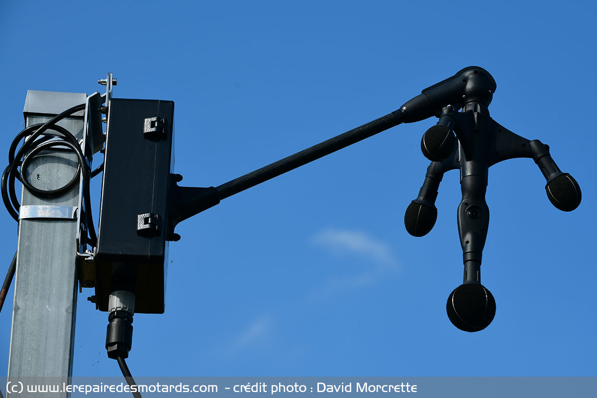 Québec veut installer six fois plus de radars photo sur les routes