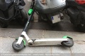 Paris envoie trottinettes stationnements moto