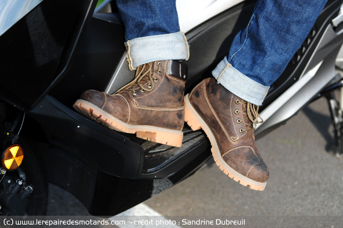 Gants de conduite Racing Cuir sauvage Marron / Bandes blanches - homme