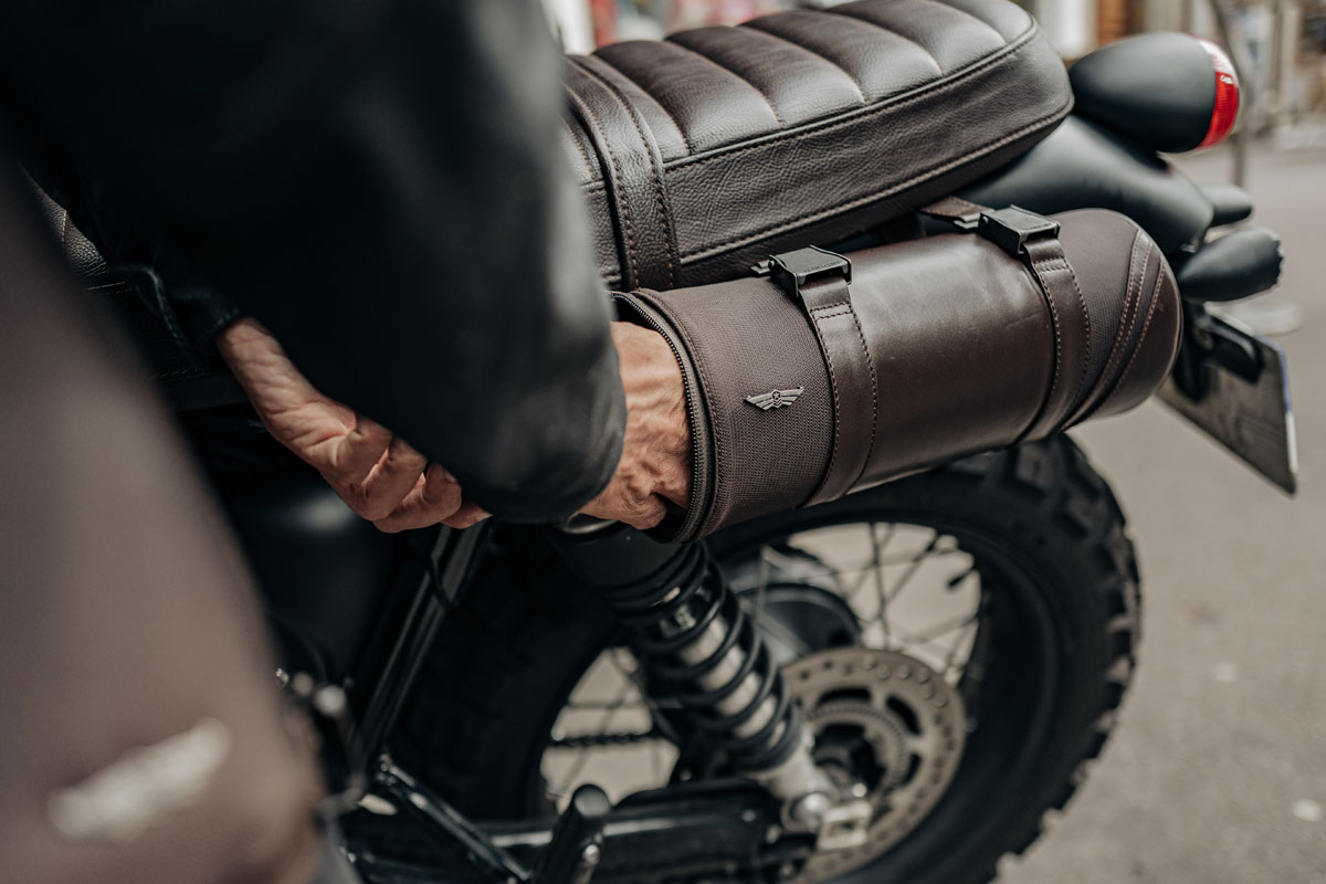 Sacoches sales moto cuir