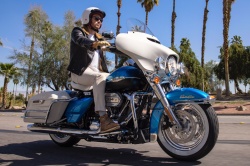 Moto Harley-Davidson Electra Glide Revival
