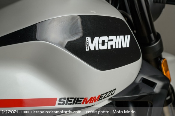 Réservoir de la Moto Morini Seiemmezzo STR