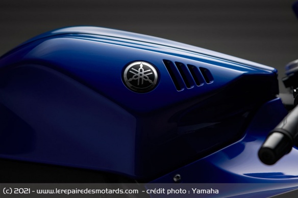 Réservoir de la Yamaha R7