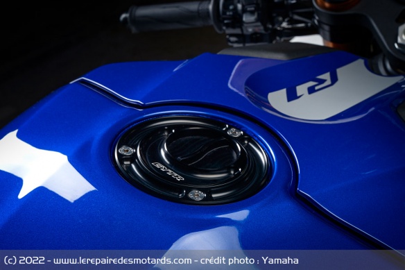 Bouchon de réservoir de la Yamaha R1 GYTR