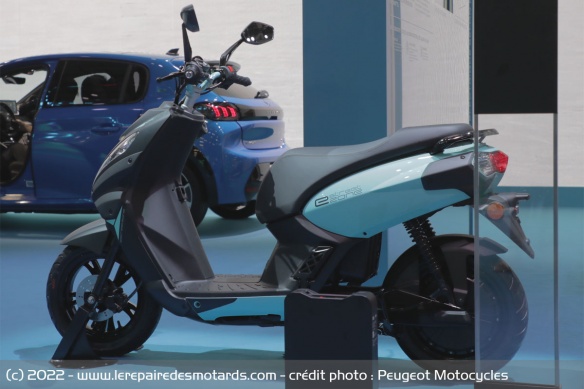 Peugeot promet jusqu'à 112 km d'autonomie avec deux batteries