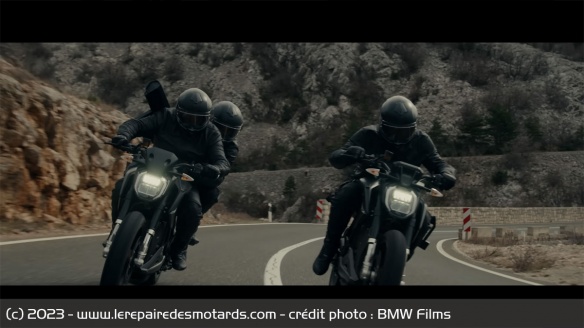 Les motos du court métrage sont des Zero SR/F