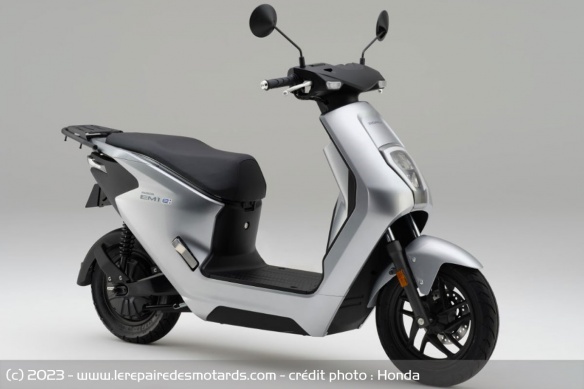 Cyclomoteur électrique Honda EM1 e: