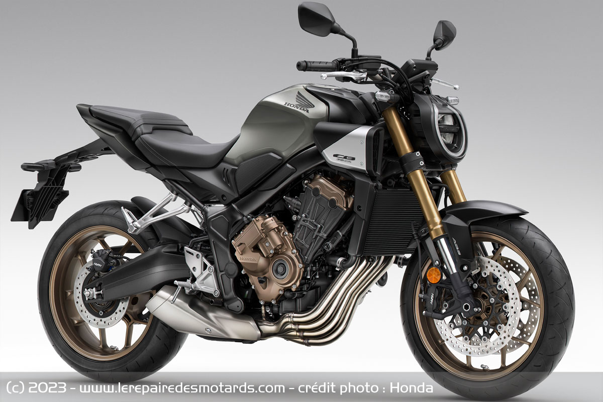 Commodo moto - Promos Soldes Hiver 2024