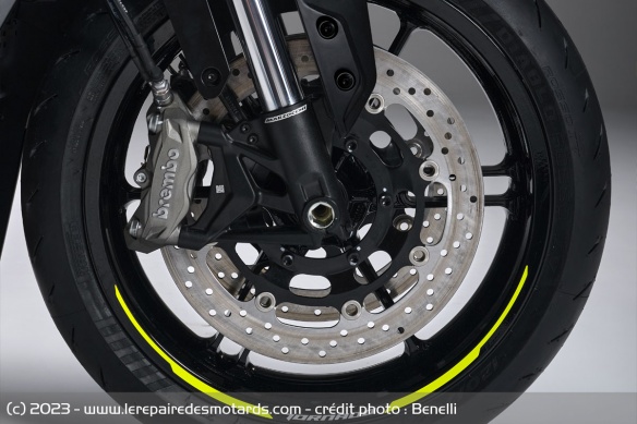 Sportive Benelli Tornado 500 Sportive Benelli Tornado 500