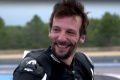 Mathieu Kassovitz victime grave accident moto