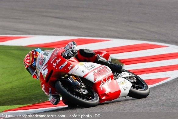 Zarco en 2011 sur la Derbi du team Ajo