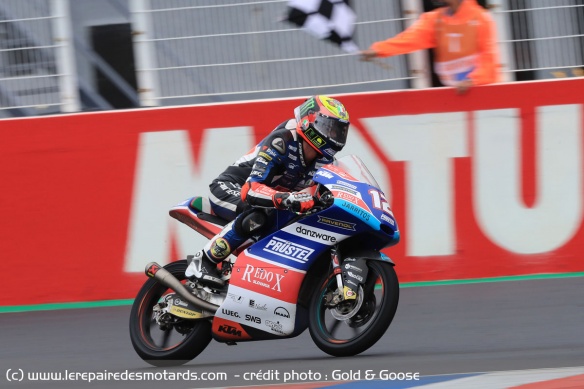 Bezzecchi remporte le GP d'Argentine Moto3 en 2018