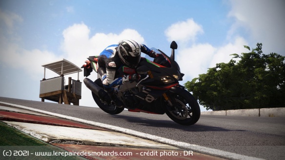 RiMS Racing offre une expérience suffisamment différente pour se démarquer des autres jeux de course moto