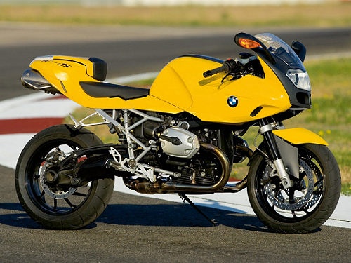 Véhicules de moto de couleur jaune rétro en métal. Acheter en ligne