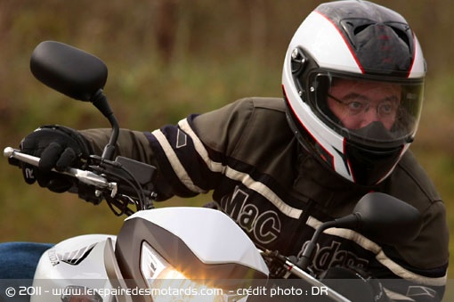 Santé et Moto : Lunettes, lentilles et troubles de la vue