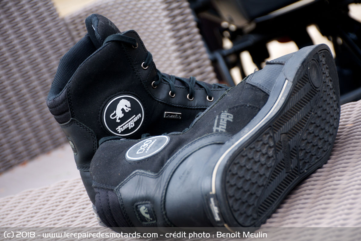 chaussure moto style converse