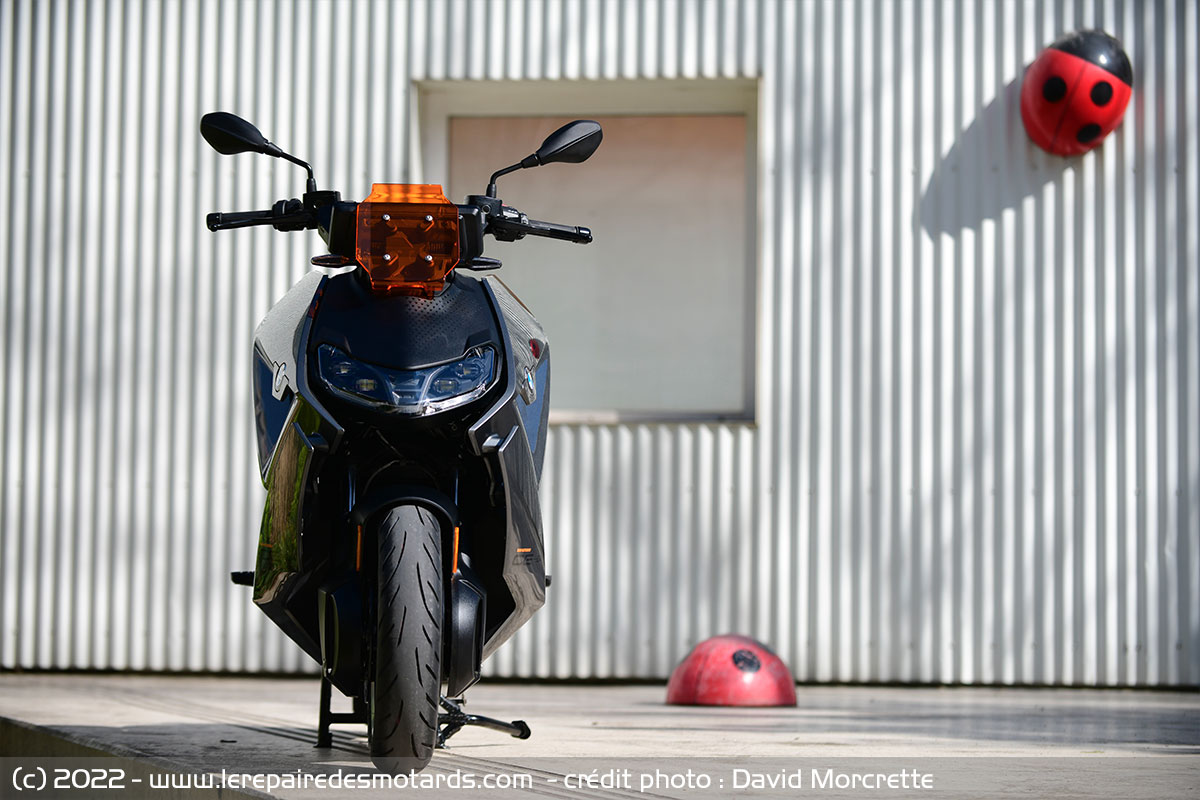 Essai - Avec le scooter électrique CE-04, BMW redessine les