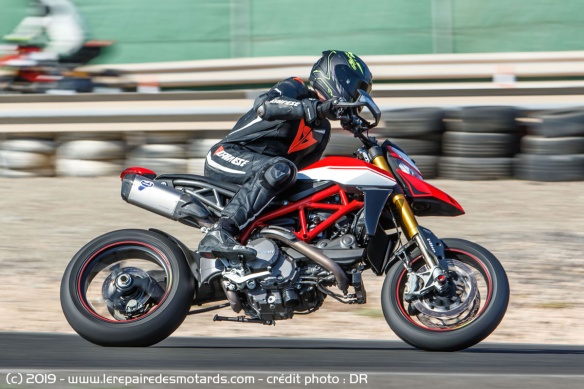 Essai de la Ducati Hypermotard 950 SP sur circuit