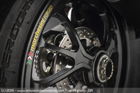 Jante forgée Marchesini de Ducati Monster 1200 R