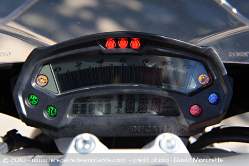 Compteur Ducati Monster 796