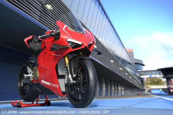 La Ducati Panigale V4 R à Jerez