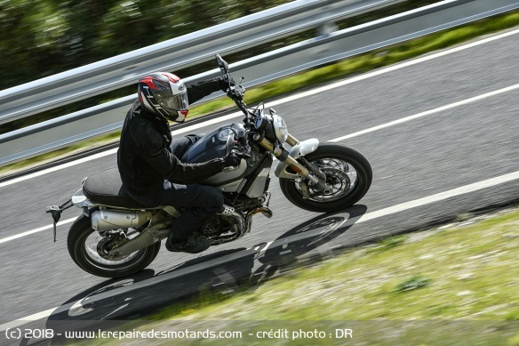 La Ducati Scrambler 1100 sur voie rapide