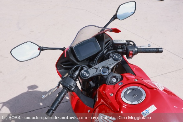L'ergonomie de la Honda CBR650R