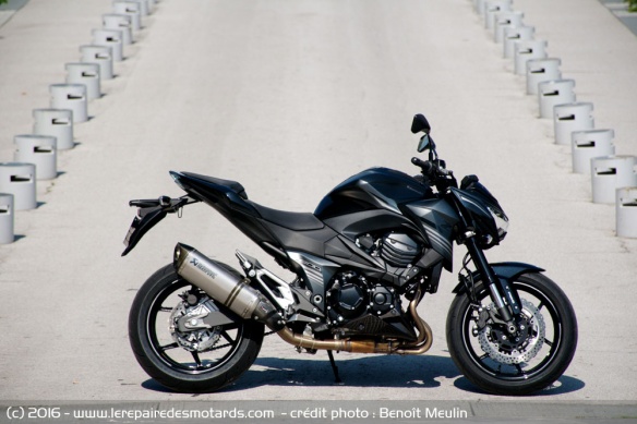 Statique de Kawasaki Z800e SE