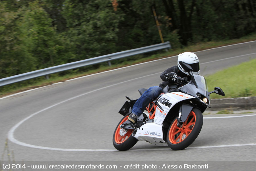 KTM RC 250 R : On a (presque) roulé sur la Moto3 de Salom - Moto